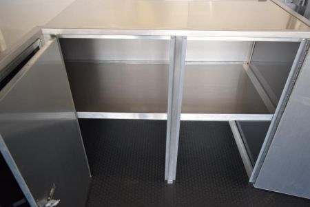 New BRAVO 8.5x38' *MIDNIGHT EDITION* STAR GOOSENECK RACE TRAILER