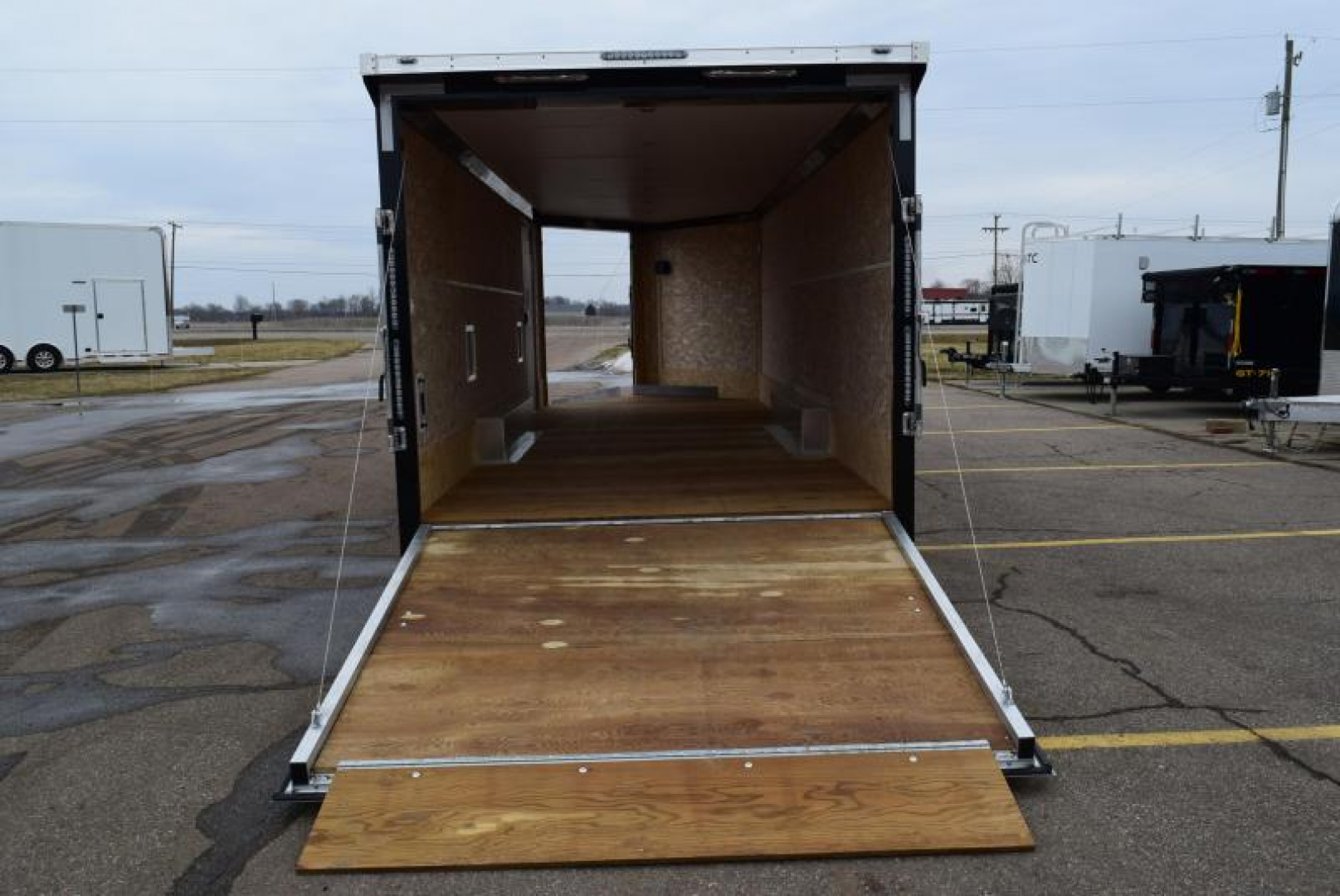 9×22 Car Hauler Trailer photo 6