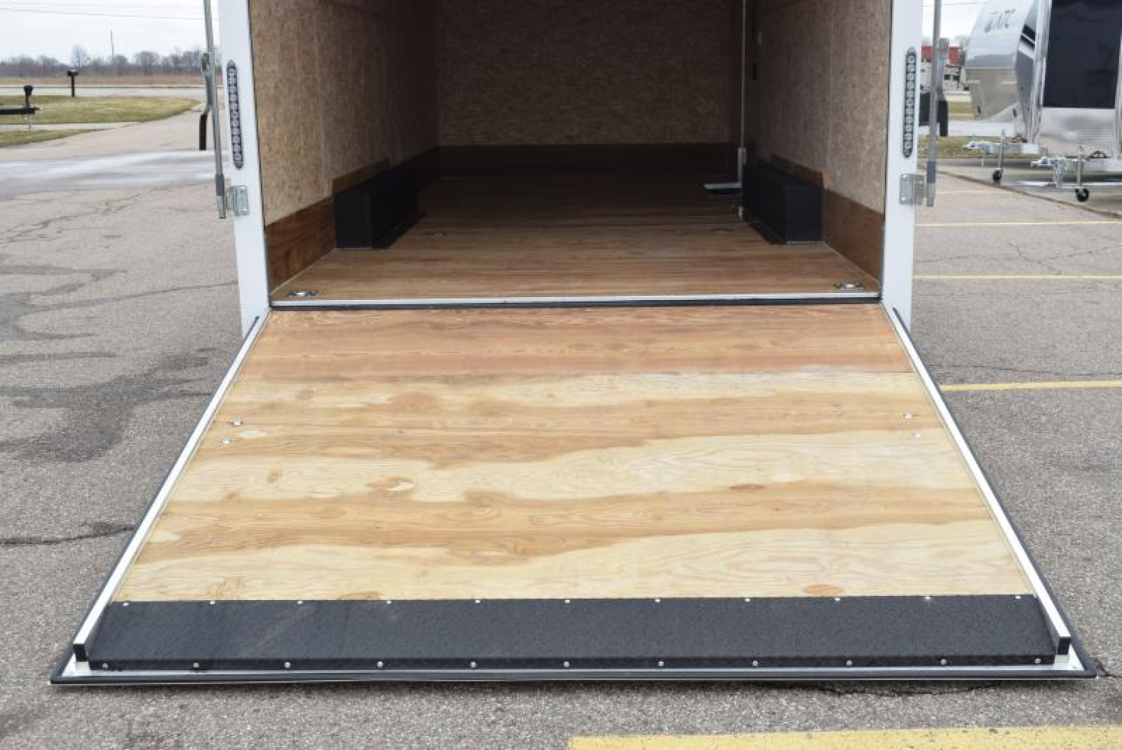 New BRAVO STAR 8.5x20 GREENPRO ENCLOSED LANDSCAPE CARGO TRAILER