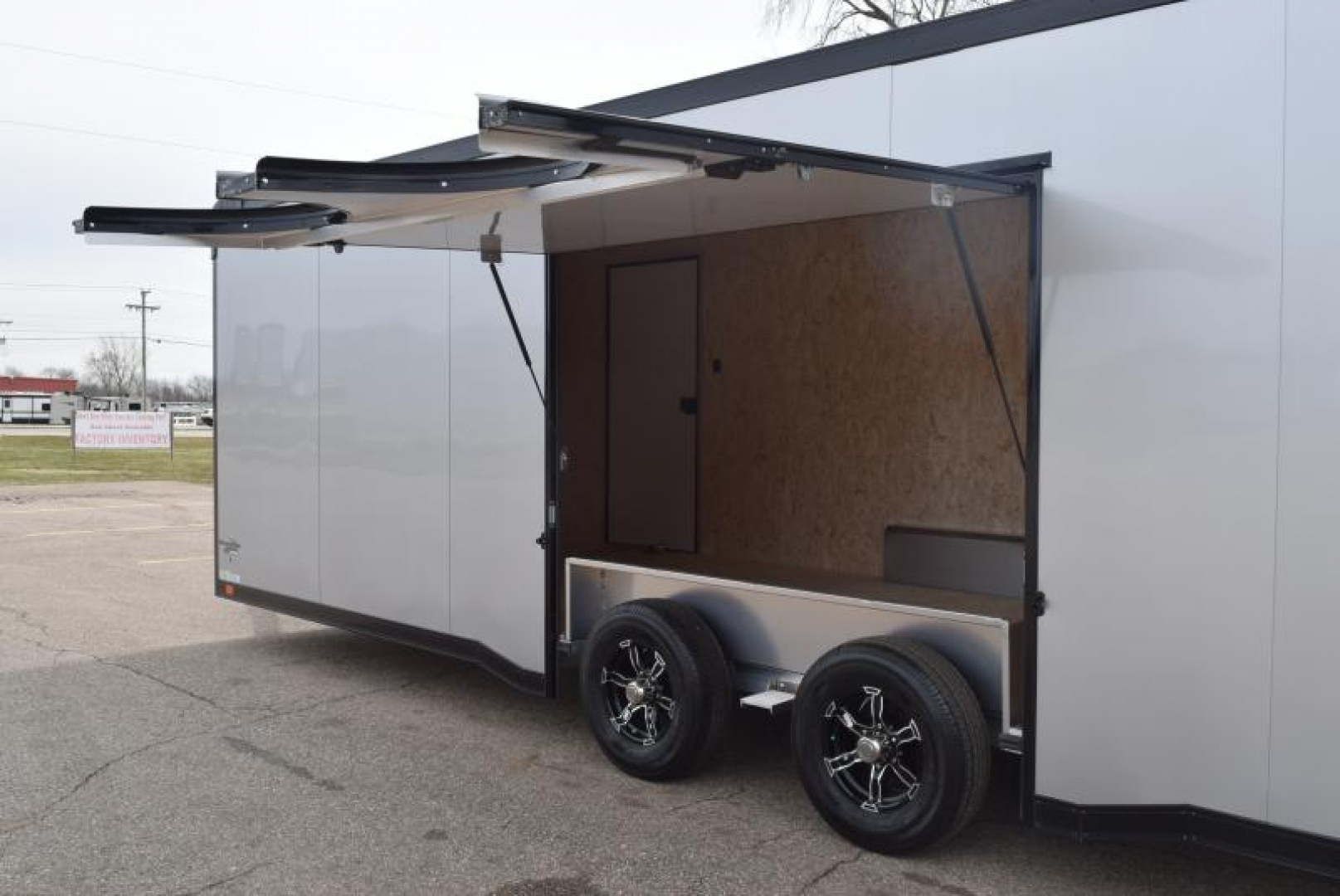 9×24 Car Hauler Trailer photo 7