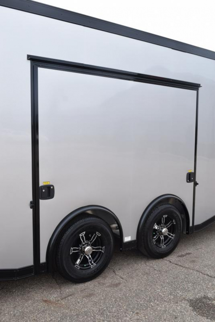 9×24 Car Hauler Trailer photo 6
