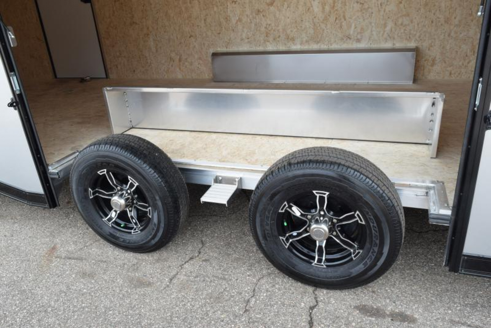 9×24 Car Hauler Trailer photo 9