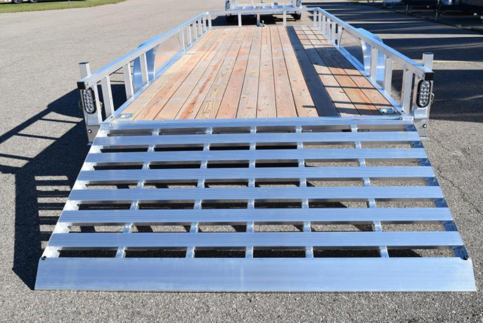 7×20 Utility Trailer photo 7