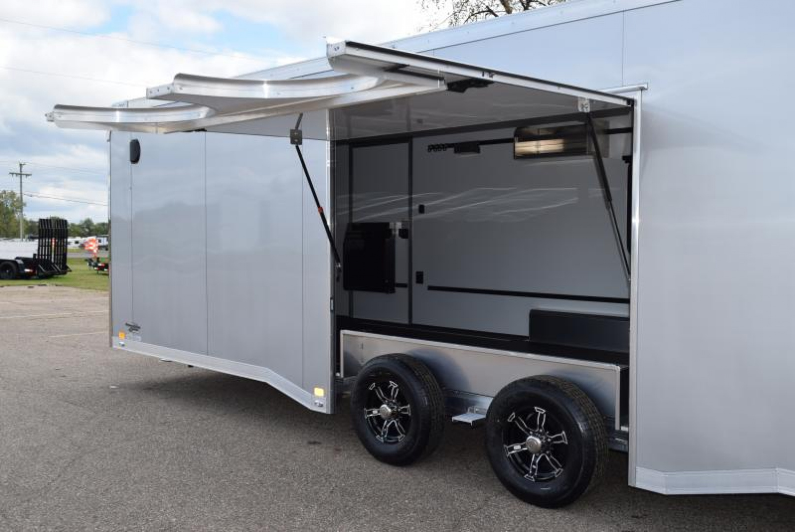 9×24 Car Hauler Trailer photo 7