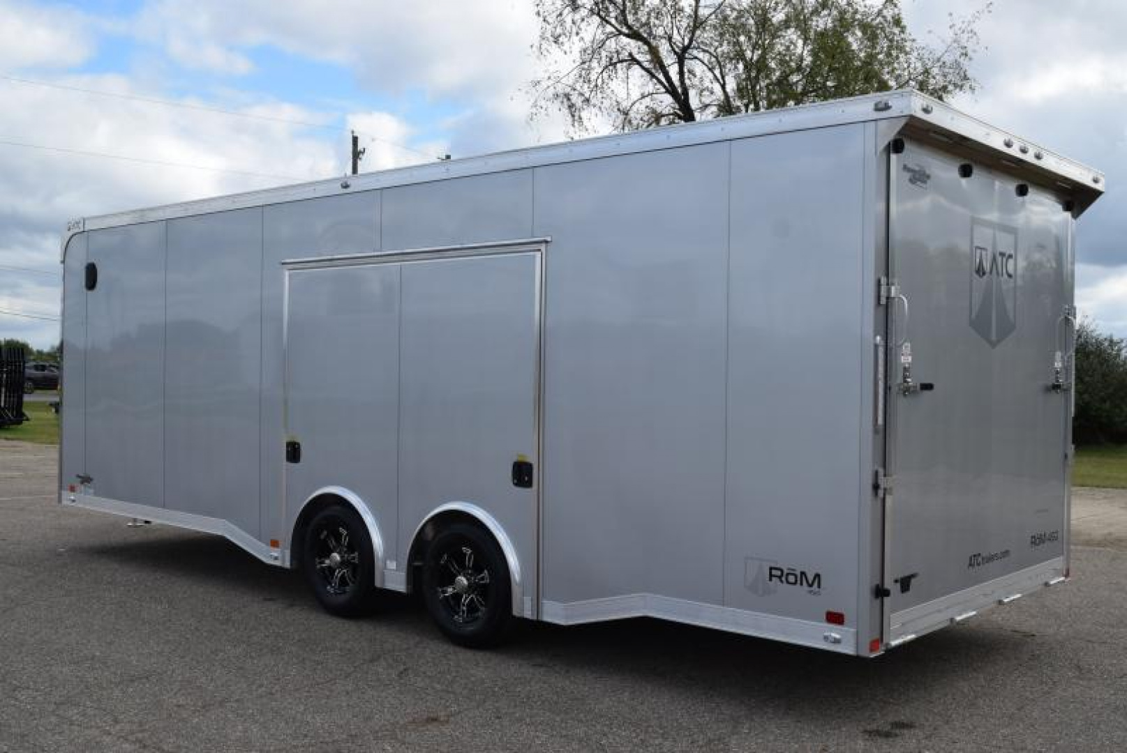 9×24 Car Hauler Trailer photo 4