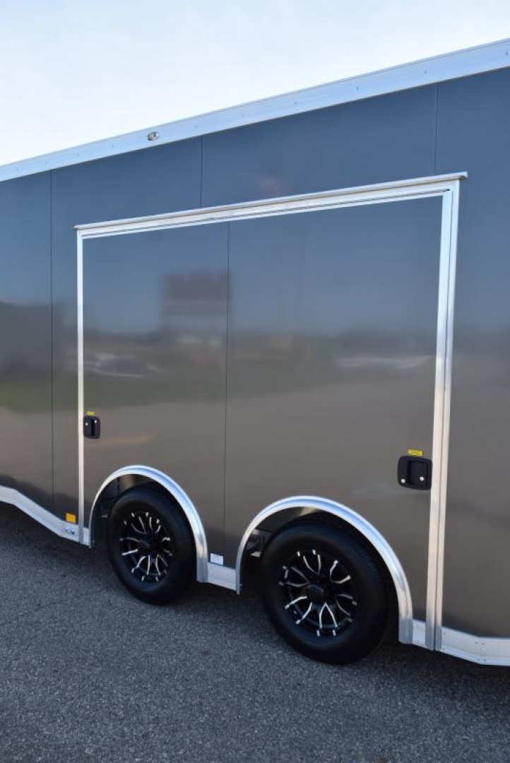 9×24 Car Hauler Trailer photo 6