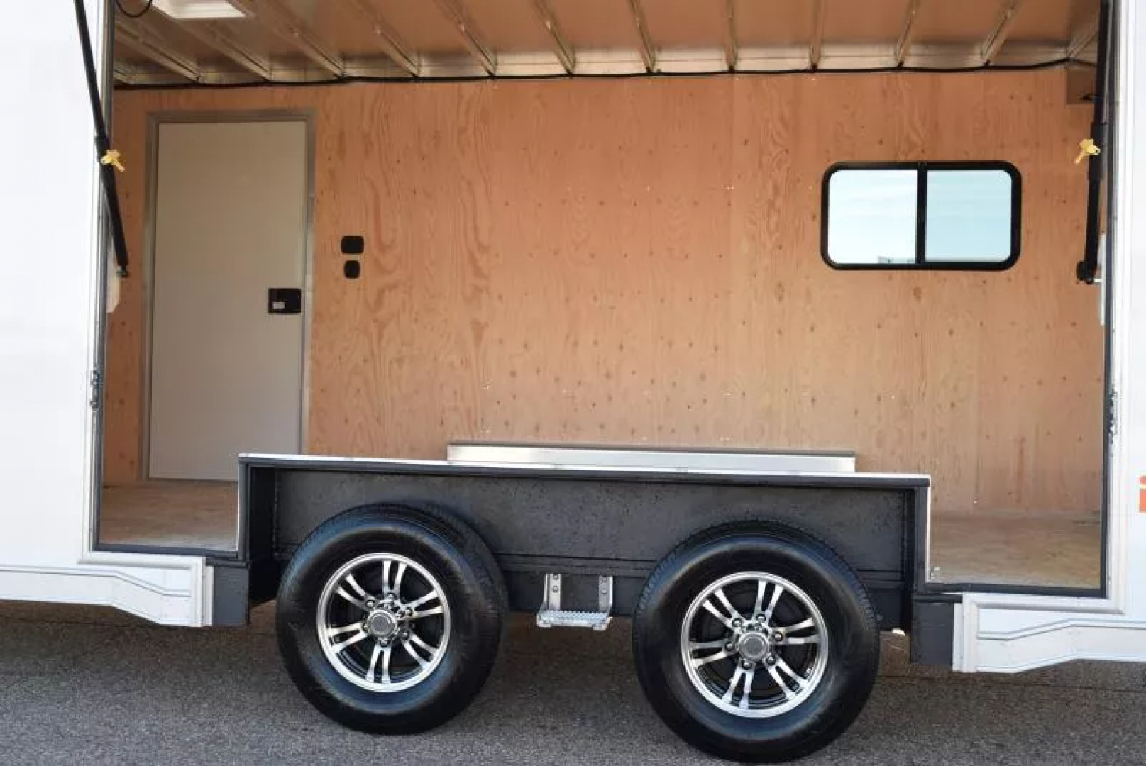 New INTECH 8.5x18+6 ALLSPORT SNOW/ATV/UTV/ COMBO CAR HAULER w/ ESCAPE DOOR