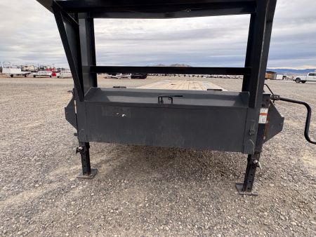 Used 2023 LoneStar Trailer 40' GN FLATBED (14k GVW)