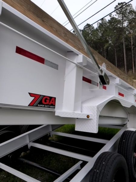New 2026 Diamond C Trailers LPT208 - Pacesetter Edition Dump Trailer