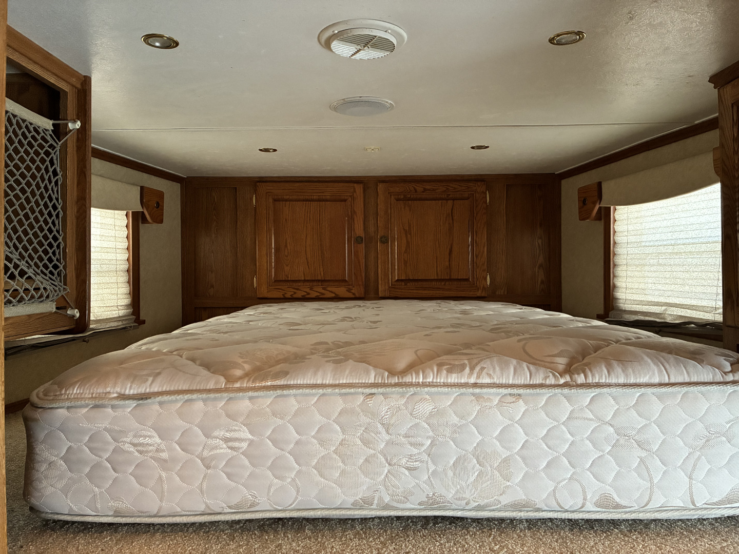 Used 2003 Exiss Trailers XT/316 LQ Horse Trailer