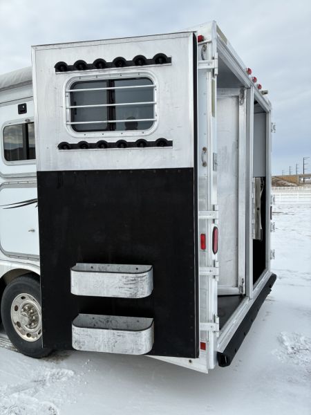 Used 2003 Exiss Trailers XT/316 LQ Horse Trailer