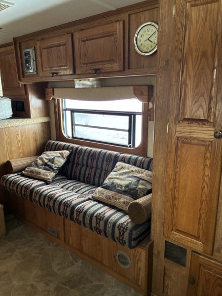 Used 2003 Exiss Trailers XT/316 LQ Horse Trailer