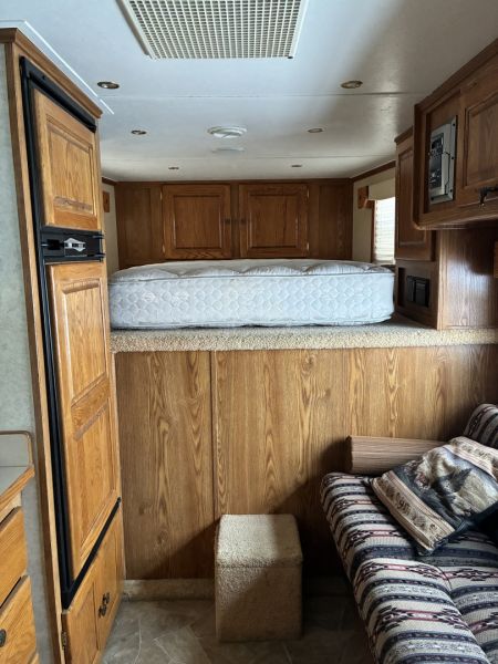 Used 2003 Exiss Trailers XT/316 LQ Horse Trailer