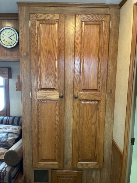 Used 2003 Exiss Trailers XT/316 LQ Horse Trailer