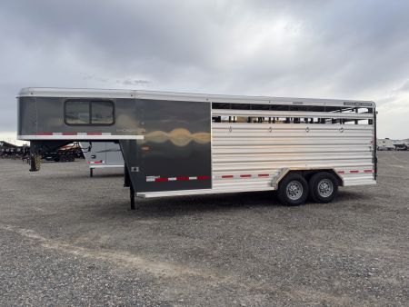 New 2026 Logan Coach 20' GN Stockman Combo