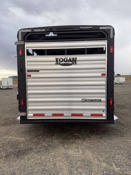 New 2026 Logan Coach 20' GN Stockman Combo