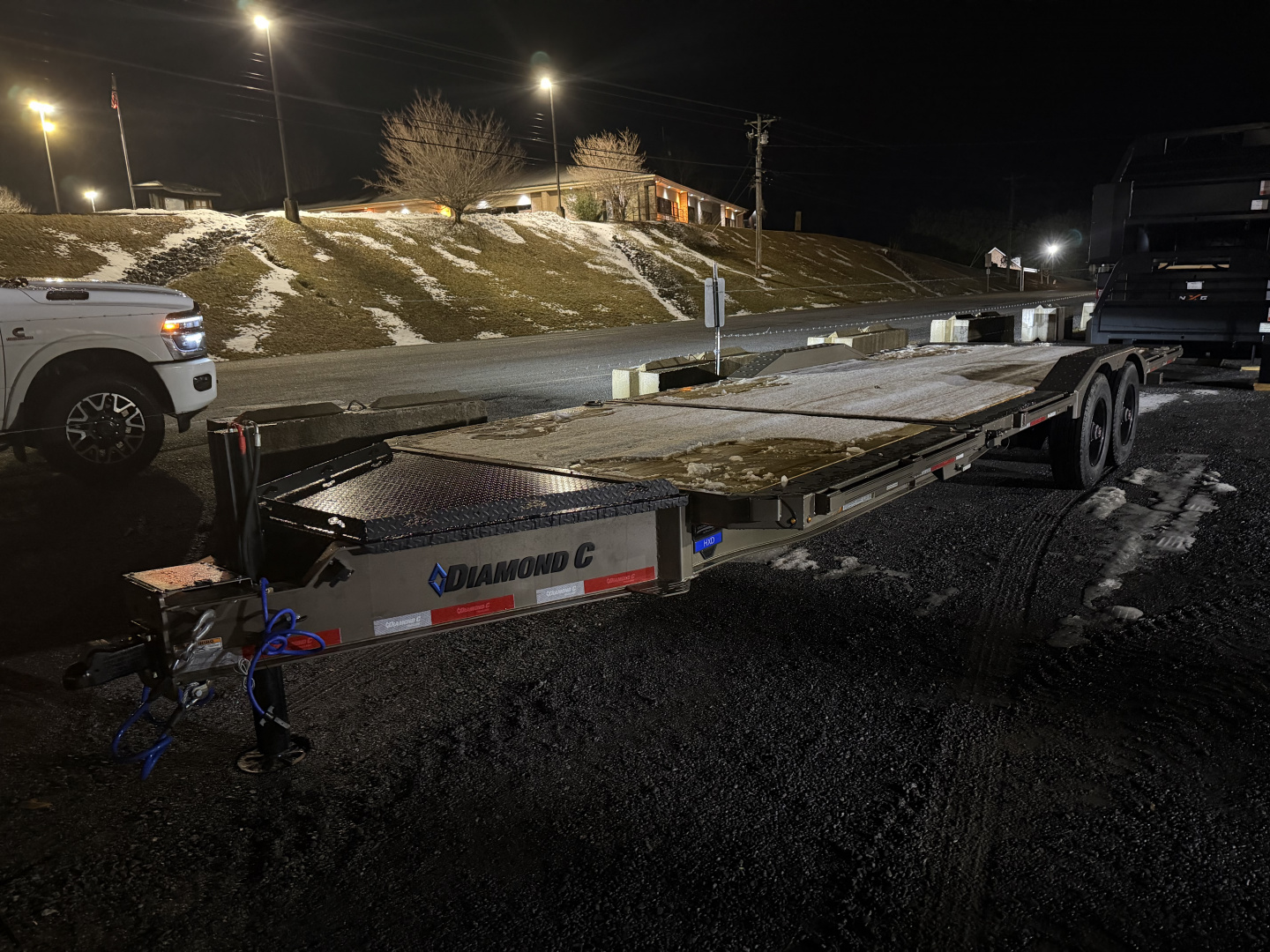 New 2026 Diamond C HXD210 Tilt Trailer 102”X24’ DRIVE OVER FENDERS TILT TRAILER HYDRO JACK 23K G.V.W.R.