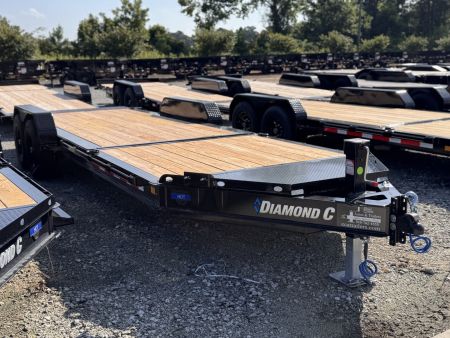 New 2025 Diamond C Trailers