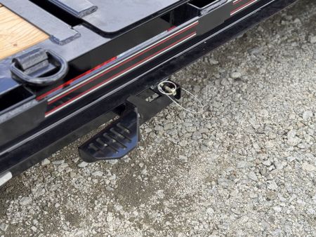 New 2025 Diamond C Trailers