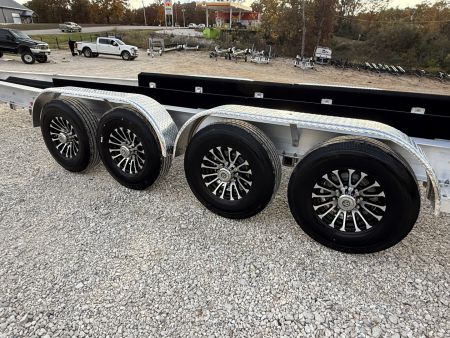 New 2027 WaterMade Boat Trailers WM40-42 Q32K Torsion Power Boat