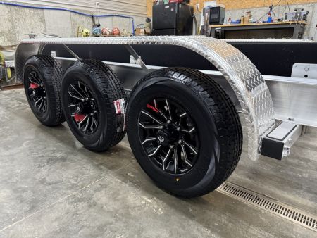 New 2027 WaterMade Boat Trailers WM31-33 15K Torsion Power Boat