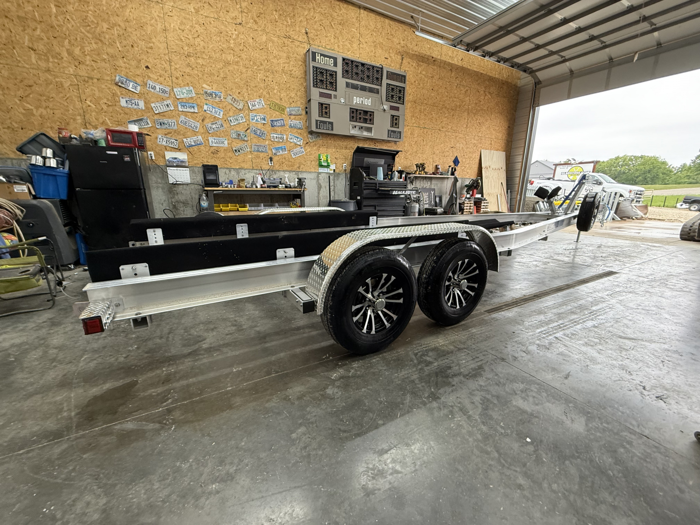New 2027 WaterMade Boat Trailers WM30-12K Torsion Bowrider