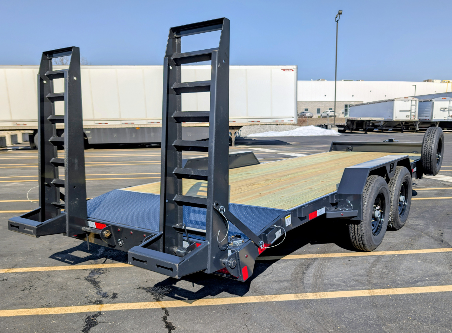 7×20 Equipment Flatbed Trailer photo 2