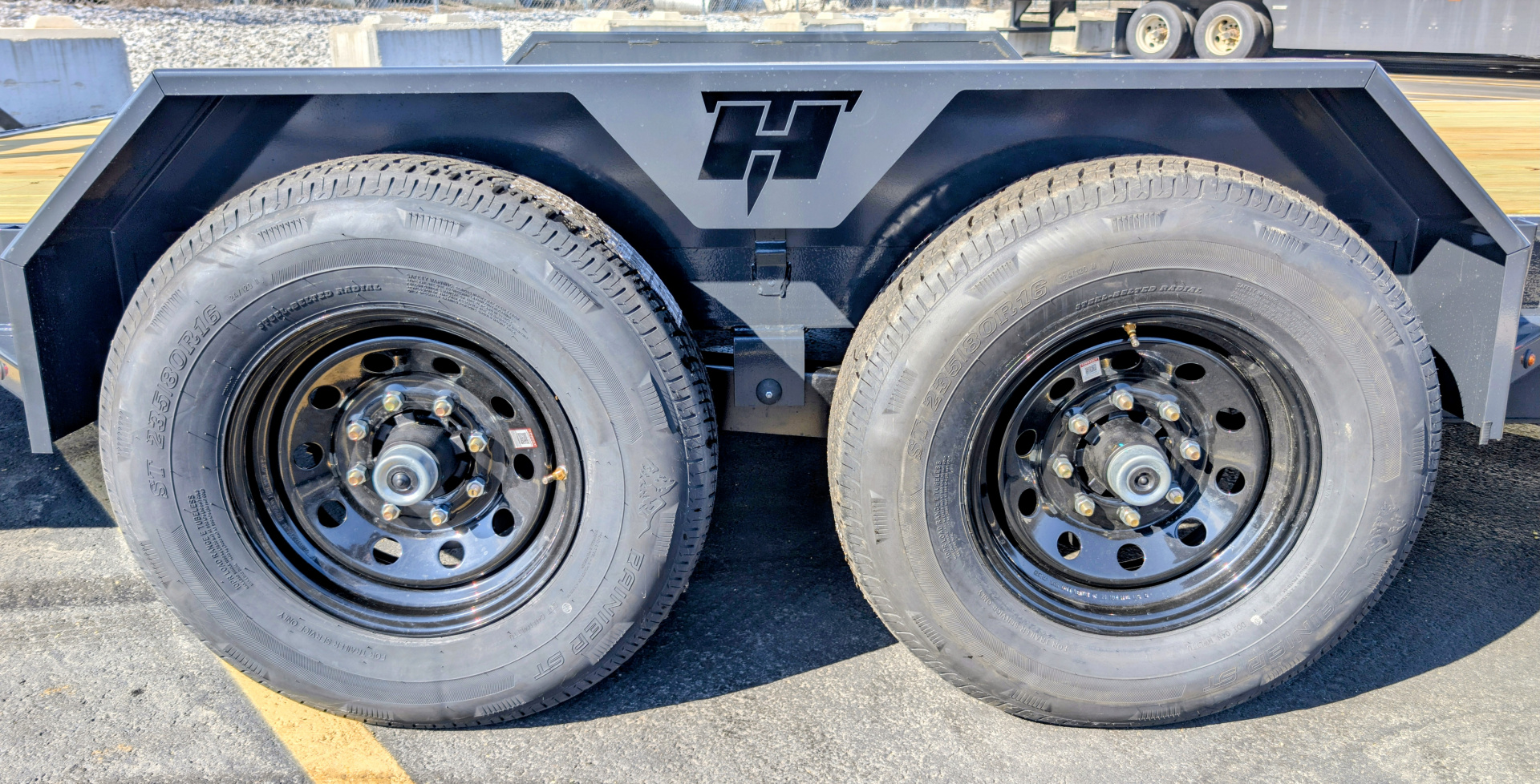 7×20 Equipment Flatbed Trailer photo 7