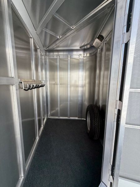 New 2026 Adam 2H Slant Mustang Horse Trailer