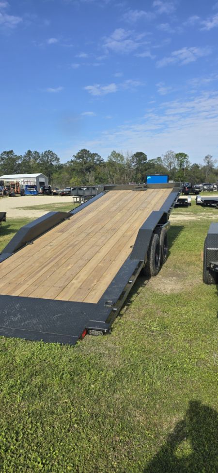 New 2026 MAXX-D T8B10224 Tilt Trailer