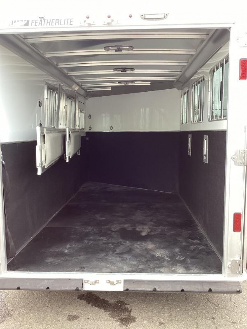 New Featherlite 9600 - Premier Tack - NEW AMAZING SIDE TACK W/ MASSIVE STORAGE.