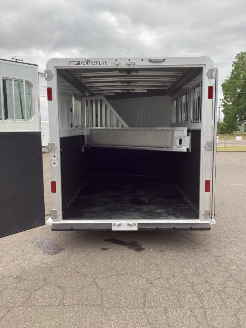 New Featherlite 9600 - Premier Tack - NEW AMAZING SIDE TACK W/ MASSIVE STORAGE.
