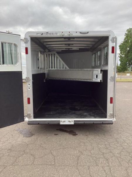 New Featherlite 9600 - Premier Tack - NEW AMAZING SIDE TACK W/ MASSIVE STORAGE.
