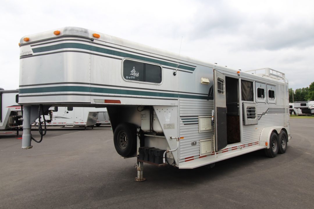 Used 1995 Sundowner GN Weekender 4 Horse Aluminum Trailer
