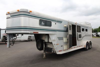 Used 1995 Sundowner GN Weekender 4 Horse Aluminum Trailer