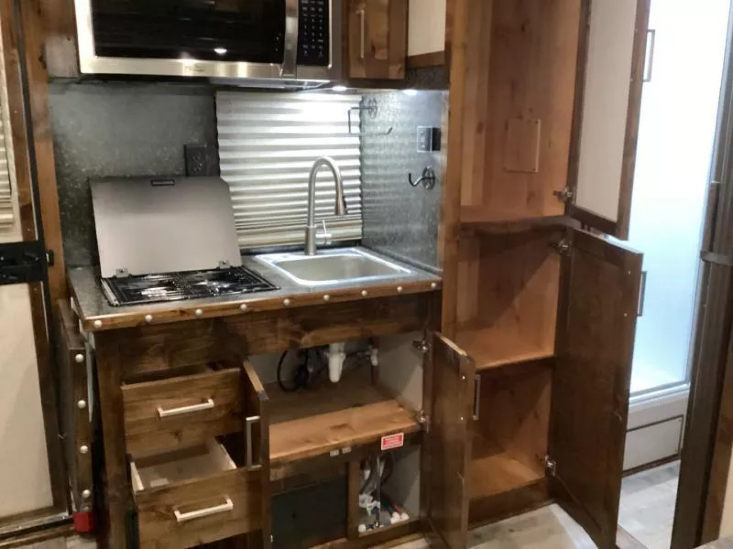 New 2026 Trails West SIERRA 12X12 LQ - Slide-out 4 Horse Trailer - SOLAR!! -power awning-escape door- Side Tack- 10cu.ft. Fridge