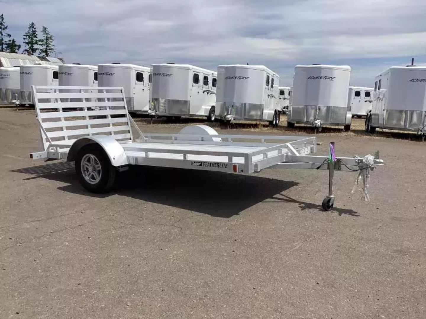 2025 Featherlite