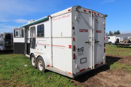 Used 1999 Trails West GN 3 Horse Trailer - Rear Tack - Large Dressing Room - Mangers - Escape Door