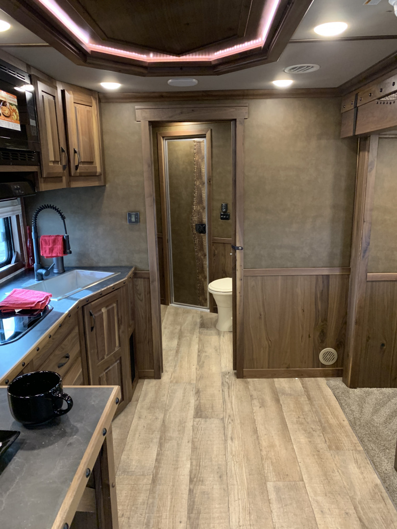 New 2026 SMC L8416SSRBT Horse Trailer