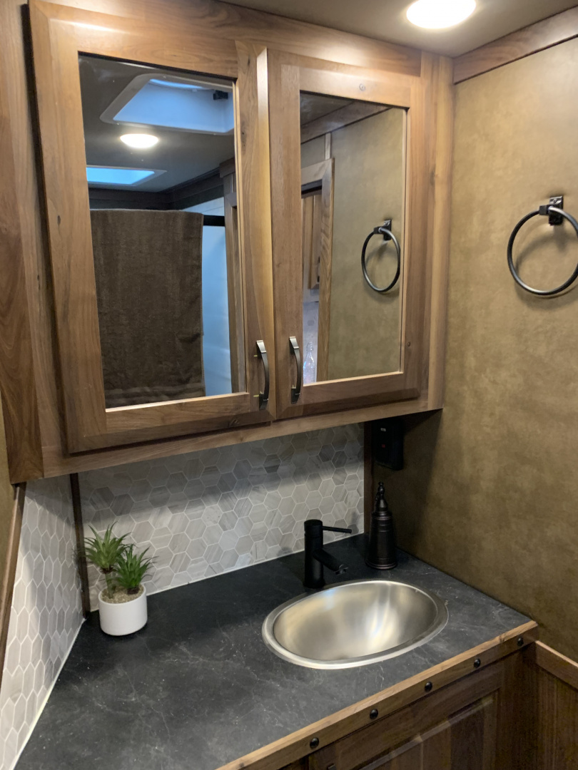 New 2026 SMC L8416SSRBT Horse Trailer