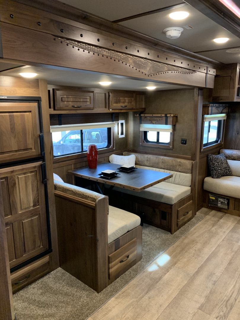 New 2026 SMC L8416SSRBT Horse Trailer