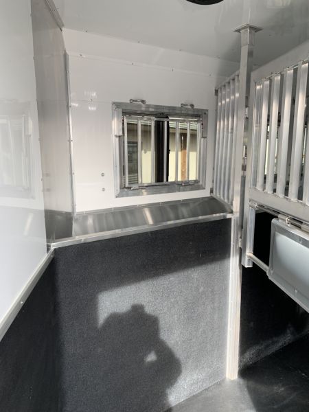 New 2026 SMC L8416SSRBT Horse Trailer