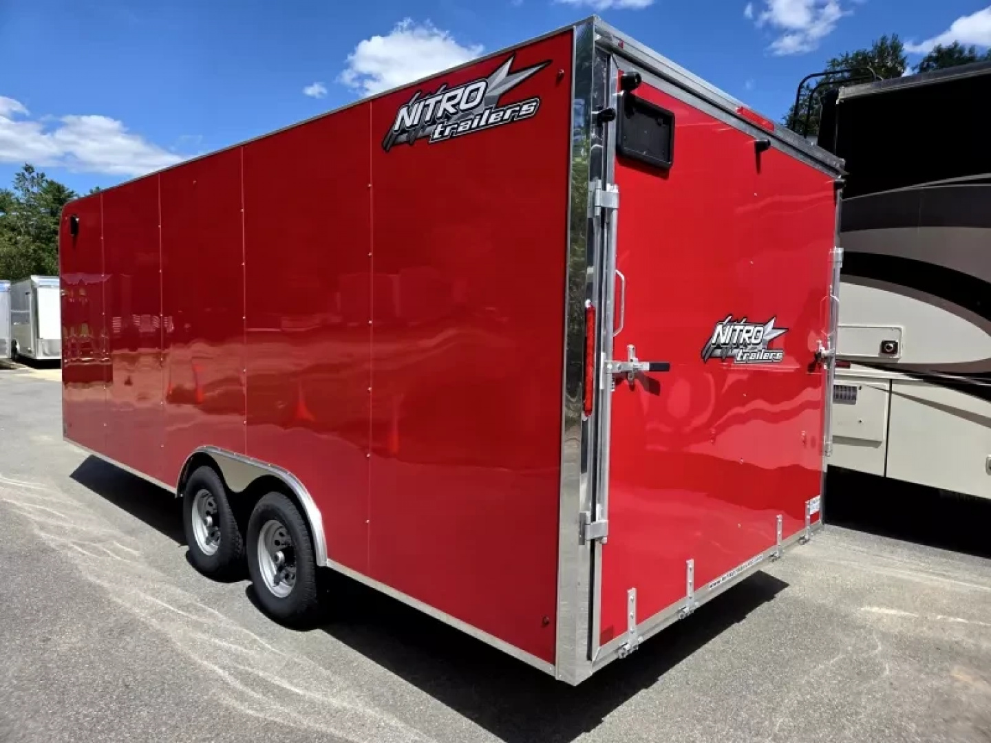 New 2025 8.5x20 enclosed cargo trailer with landscaping package - Nitro