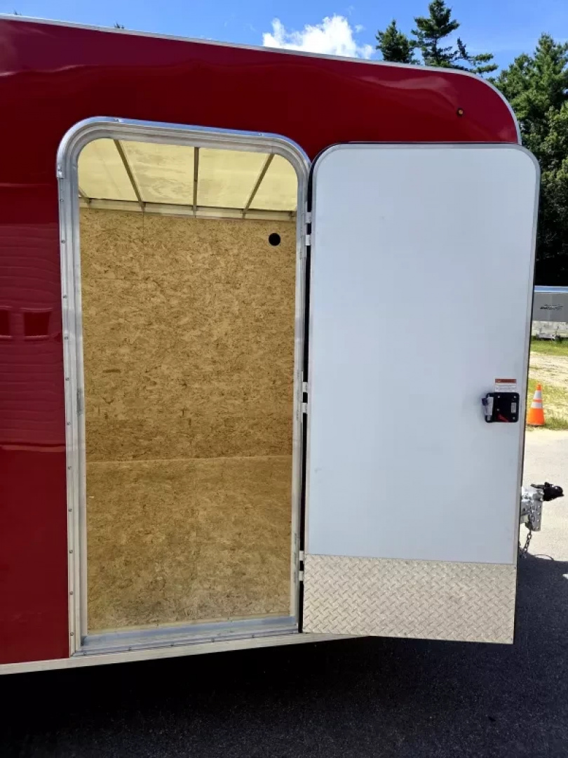 New 2025 8.5x20 enclosed cargo trailer with landscaping package - Nitro