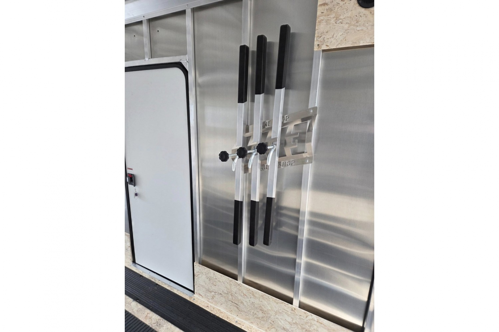 New 2026 Nitro 7.5x22 Xps 4 place aluminum snowmobile trailer extra height will fit sxs utvs Snowmobile Trailer