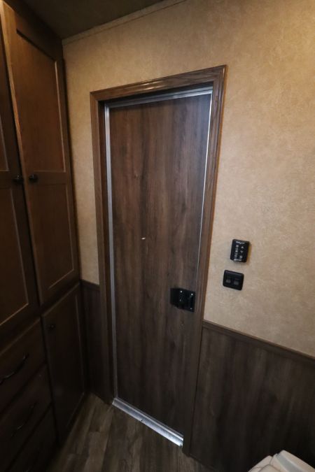Used 2021 Lakota Charger Livestock Edition Horse Trailer