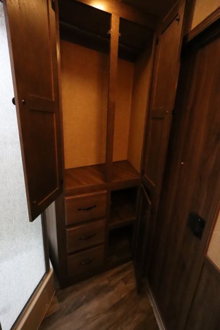 Used 2021 Lakota Charger Livestock Edition Horse Trailer